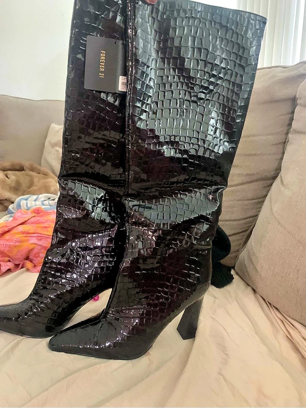 STEVE MADDEN Black Croc-Embossed Heeled Boots Like New